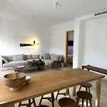 Amarilla 4 Bed 3 Bath Private Pool