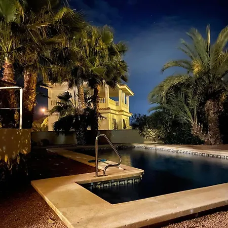 Amarilla 4 Bed 3 Bath Private Pool Prázdninový dům *